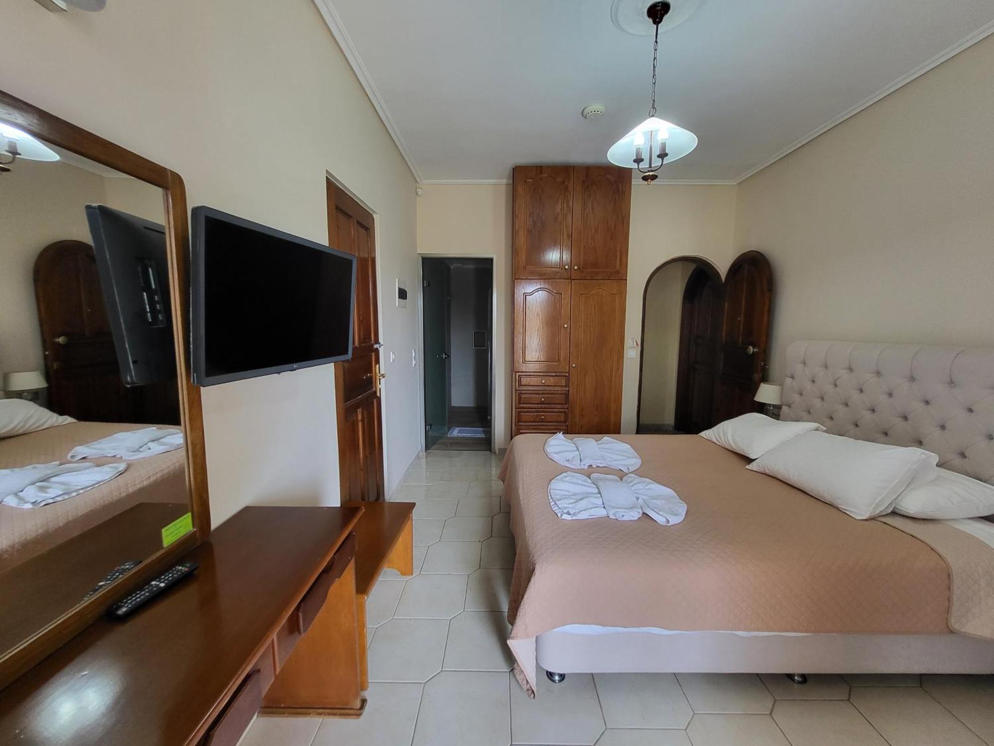 Paradise Bar Apartments Планос Экстерьер фото