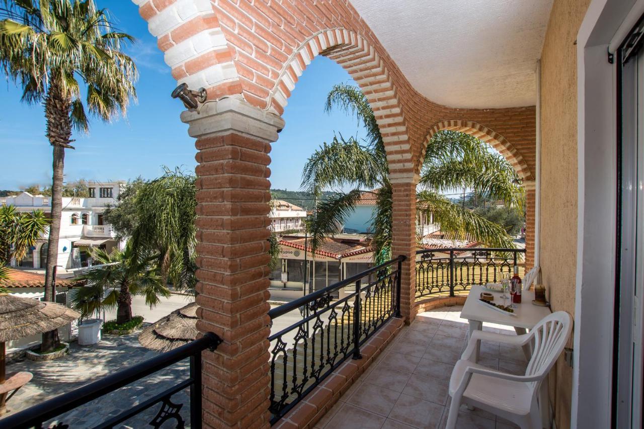 Paradise Bar Apartments Планос Экстерьер фото