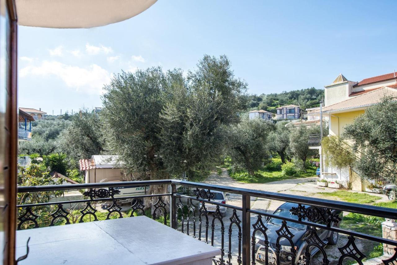 Paradise Bar Apartments Планос Экстерьер фото